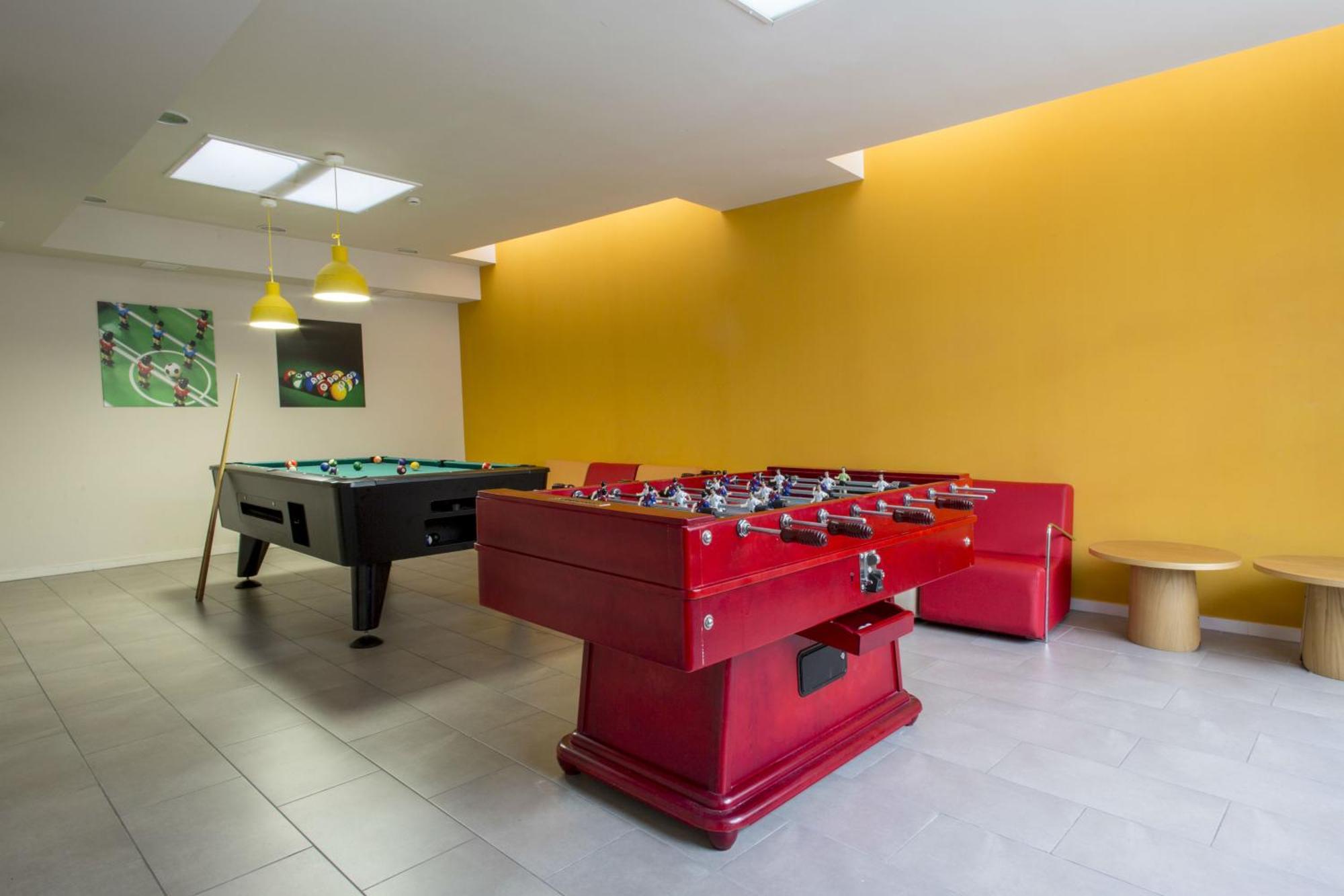 Colegio Mayor Resa La Concepcion Valence Extérieur photo