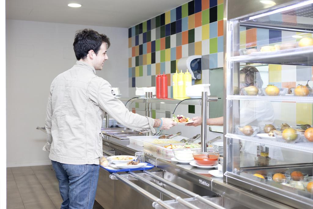 Colegio Mayor Resa La Concepcion Valence Extérieur photo