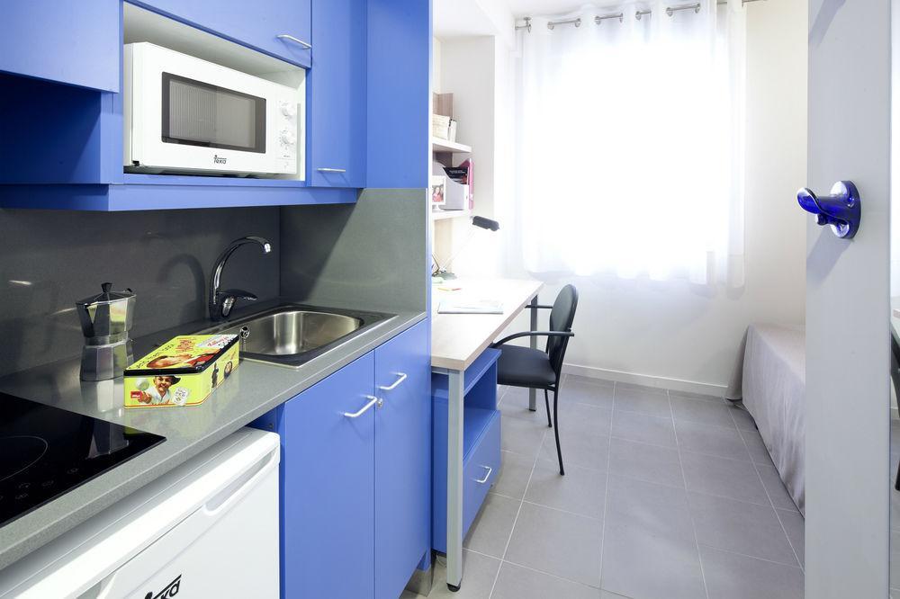 Colegio Mayor Resa La Concepcion Valence Extérieur photo