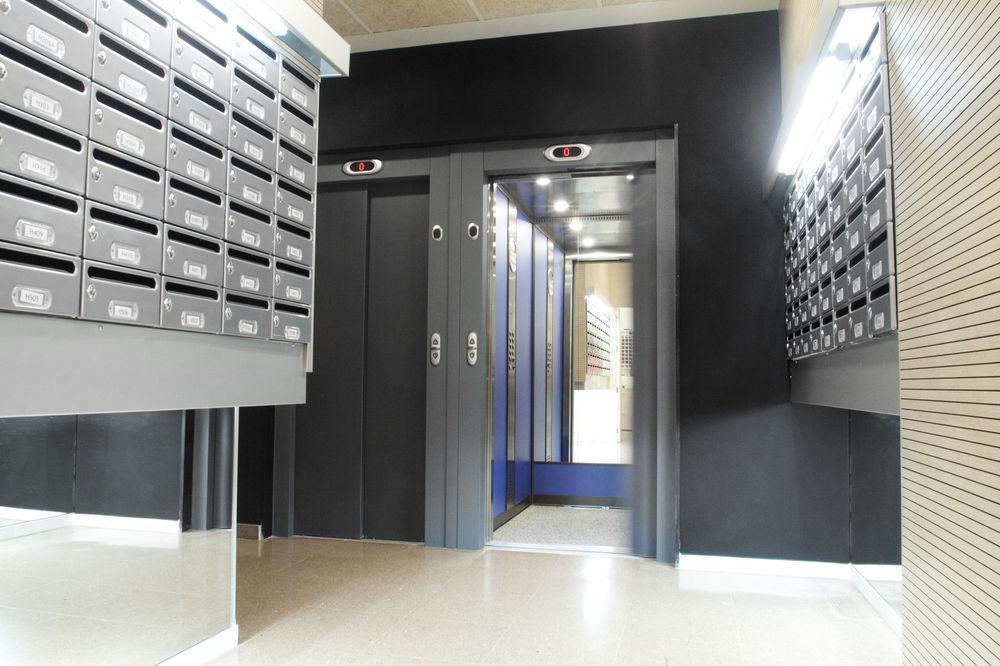 Colegio Mayor Resa La Concepcion Valence Extérieur photo