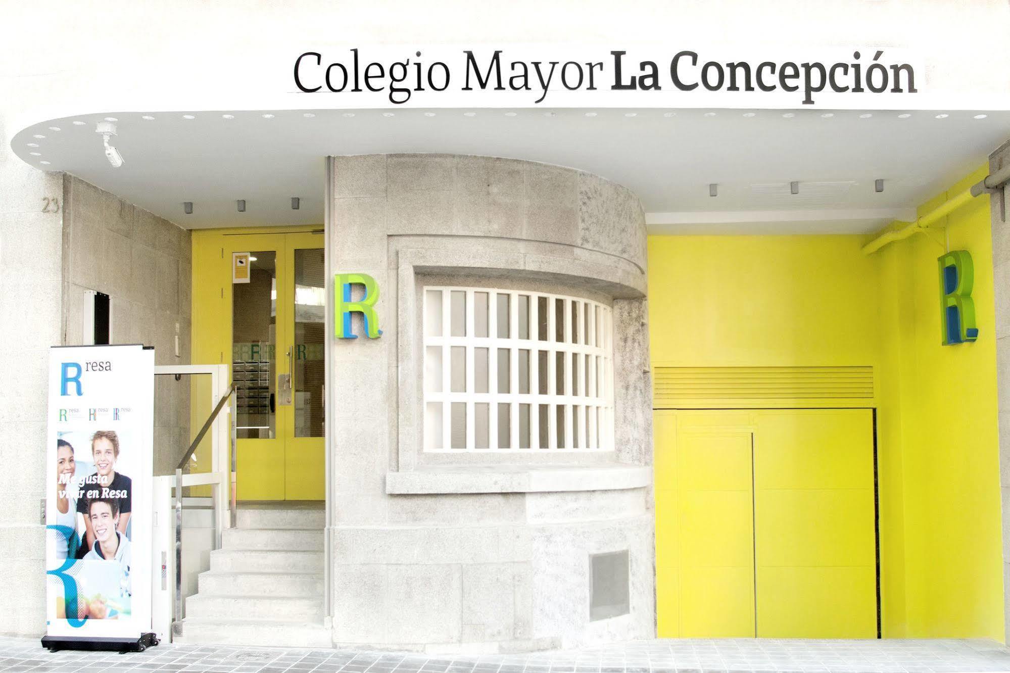 Colegio Mayor Resa La Concepcion Valence Extérieur photo